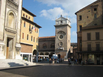 Piazza_Mantegna di Mantova