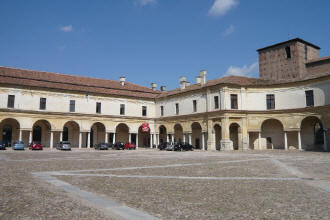 Piazza_Castello_di_Mantova