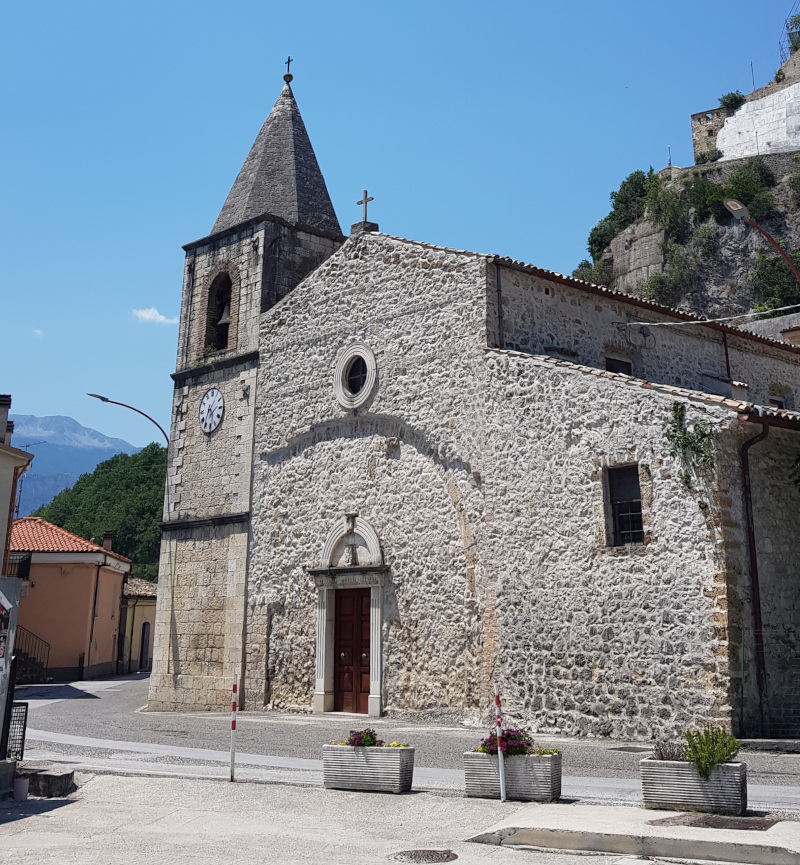 Cerro_al_Volturno Chiesa di San_Pietro e Paolo