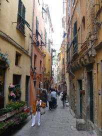 Carrugio di Via_Capellini Portovenere