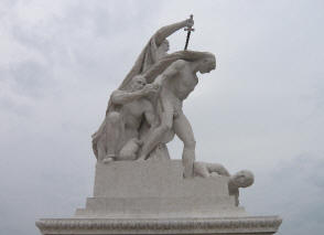 Una statua del Vittoriano