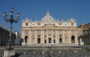 Facciata della Basilica di San Pietro