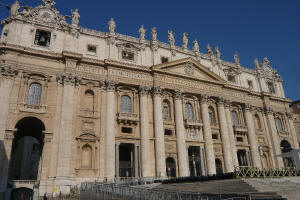 Roma - Foto della facciata della Basilica di San Pietro