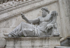 Foto di una Statua in Piazza_Campidoglio a Roma