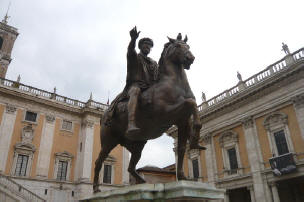 Statua Marco_Aurelio in Campidoglio