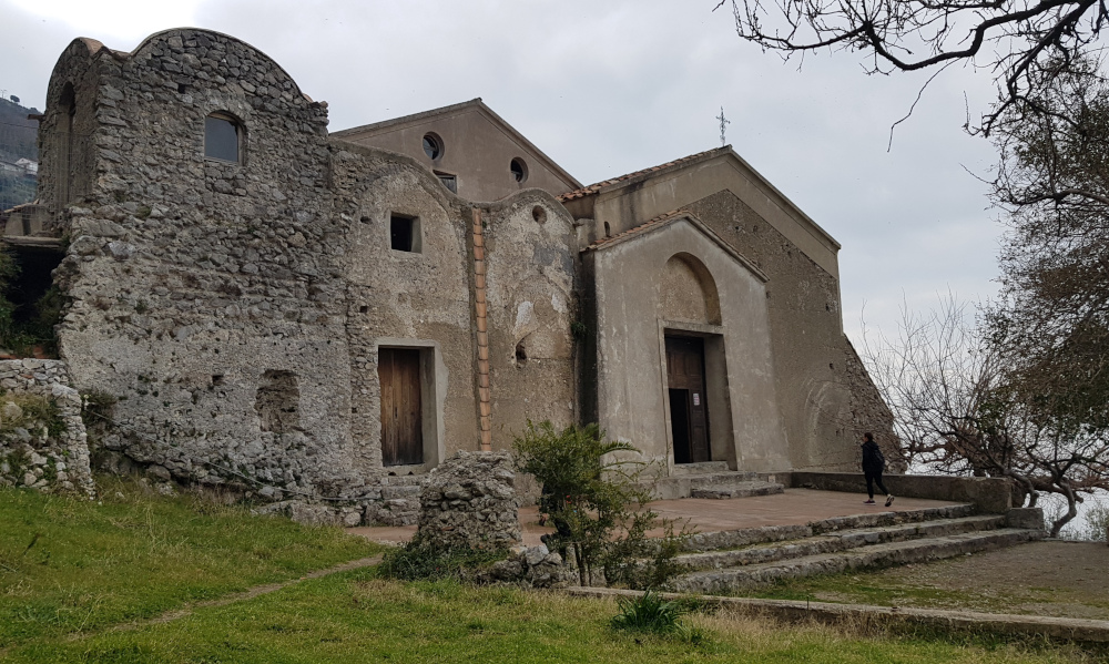 Praiano foto Chiesa SantaMaria_a_Castro
