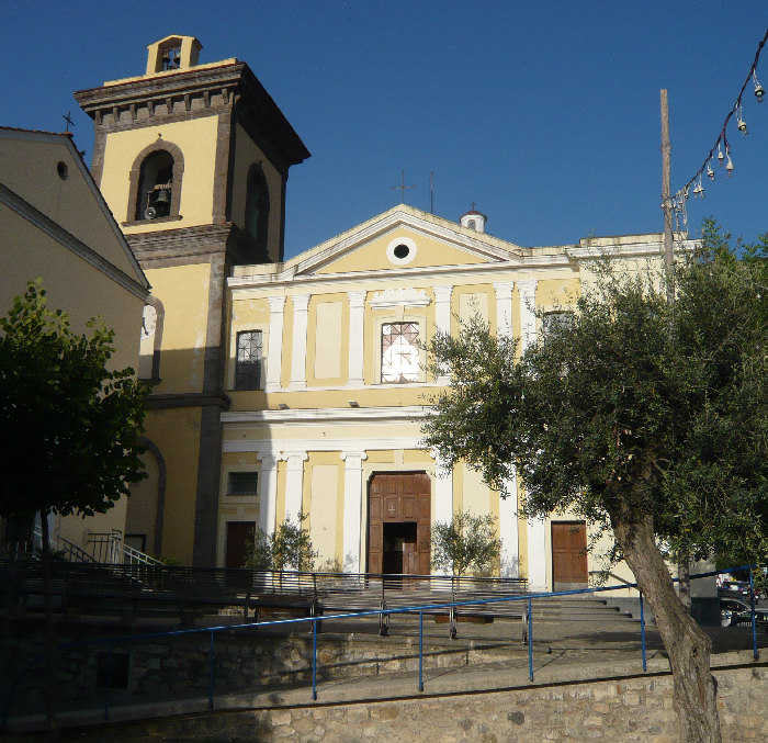 Arola Chiesa_di_Sant'Antonino